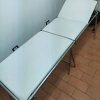 Lettino estetico cuscino bianco e acciaio 