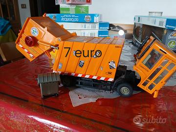 camion nettezza urbana