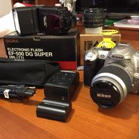 Nikon D50 con accessori