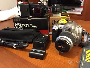 Nikon D50 con accessori