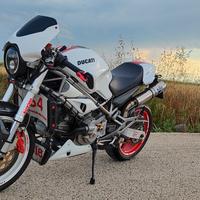 Ducati Monster S4 916