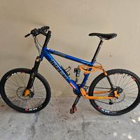 MTB Trek full suspended