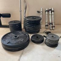 Pesi palestra e attrezzatura