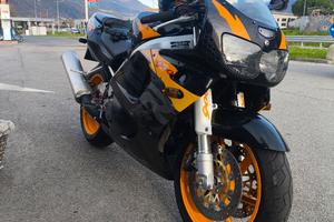Honda CBR 900 rr fireblade 