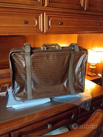 Valigia  vintage Mario Valentino 68-42-24