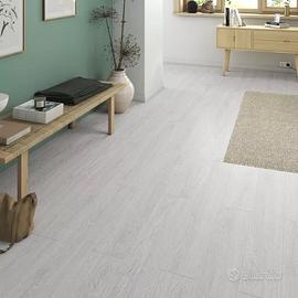 Pavimento in spc grigio chiaro Artens Kinvarra 12