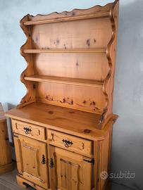 credenza con piattaia in pino massello