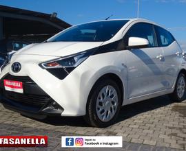 Toyota Aygo 72cv 5Porte x-cool Uniprò Iva deducibi