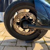 pezzi tmax 2001 originali.