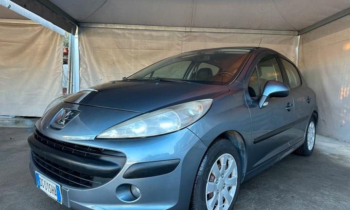 Peugeot 207 1.4 HDi 70CV 5p. XS