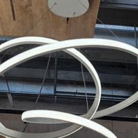 lampada sospesa a luce led