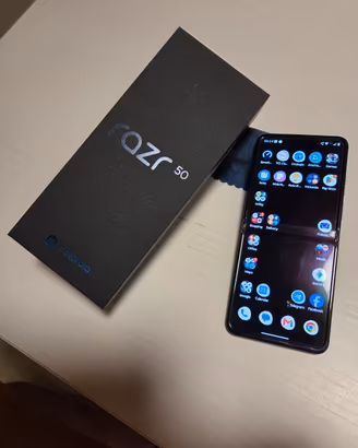 Motorola Razr 50