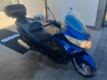 Suzuki Burgman 400