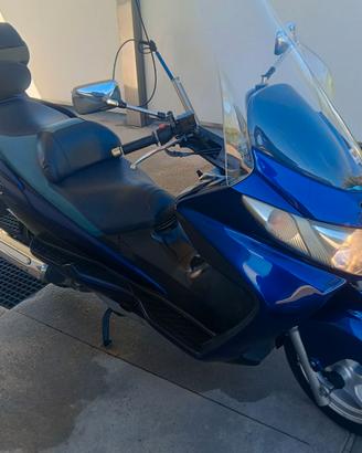 Suzuki Burgman 400