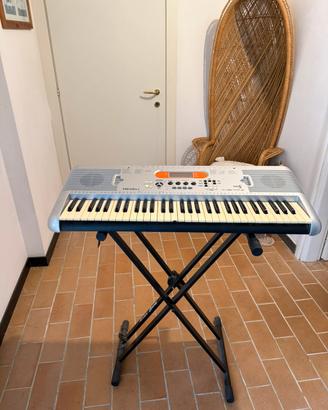 Pianola Medeli M5 e cavalletto