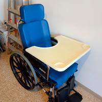 sedia a rotelle Surace,appena usata,nuovissima.