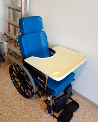 sedia a rotelle Surace,appena usata,nuovissima.