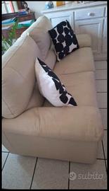Divani in pelle PoltroneSofà