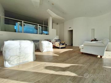 NEGOZIO A CONEGLIANO