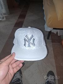 cappello new era