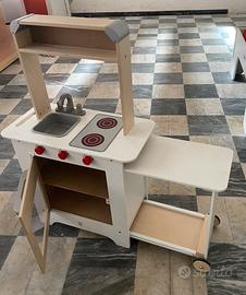 CUCINA GIOCATTOLO di legna