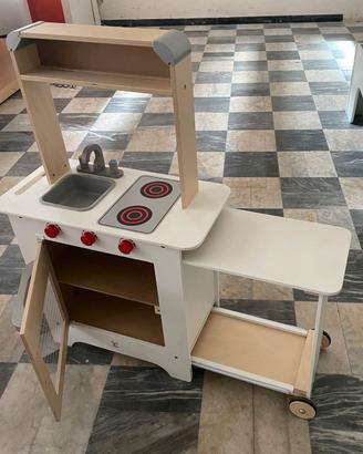CUCINA GIOCATTOLO di legna
