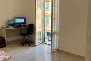 Ampia camera matrimoniale-libera da subito