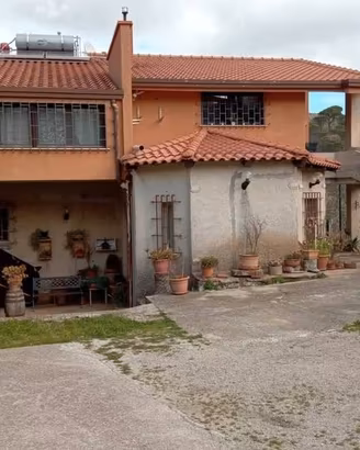 Bell.issi.ma villa "entra e leggi"