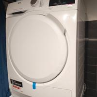 Asciugatrice AEG