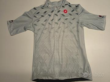 maglia sportiva