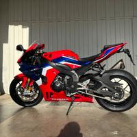 HONDA CBR 1000 RR-R SP