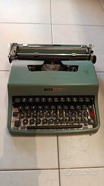 Macchina da scrivere Olivetti Lettera 32