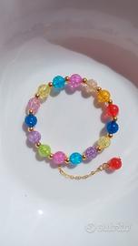 Braccialetto con perline multicolore 