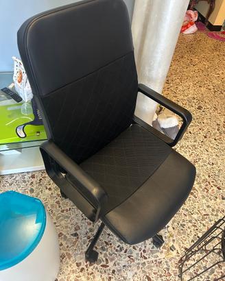 Sedia computer