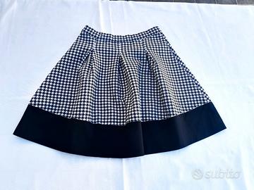 Gonna palloncino nera e bianca 8/10 anni.O.Marines