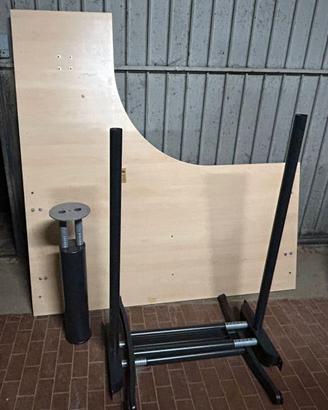 Scrivania angolare in legno