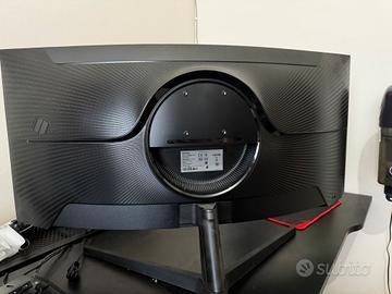 monitor Curvo