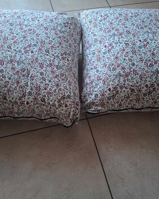 Cuscini testiera letto