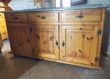 Credenza in pino
