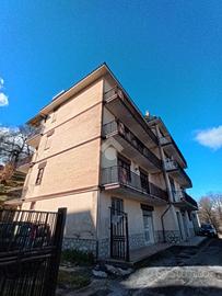 4 LOCALI A SAN VITO ROMANO