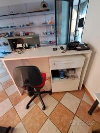 mobili x negozio