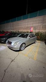 Mercedes Classe E270