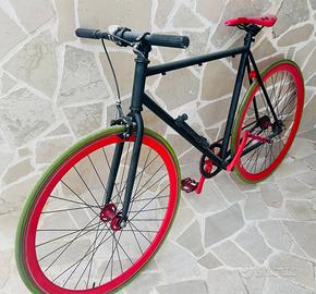 bicicletta scatto fisso