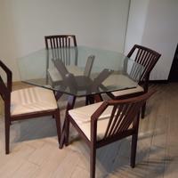 Tavolo CASABELLA E QUATTRO SEDIE