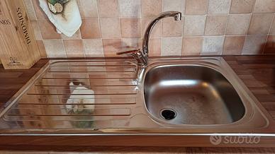 lavello cucina completo di rubinetto 