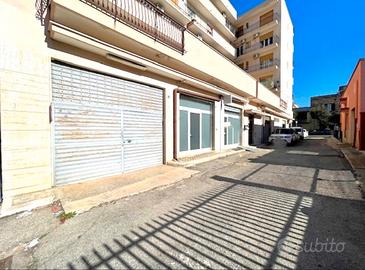 Locale desposito 90 mq