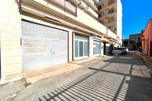 Locale desposito 90 mq