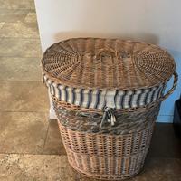 Cesto Portabiancheria