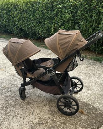 Passeggino gemellare/fratellare baby jogger