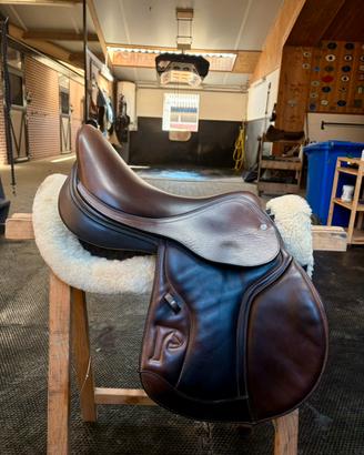 Sella Pariani marrone, Young Rider taglia 17
